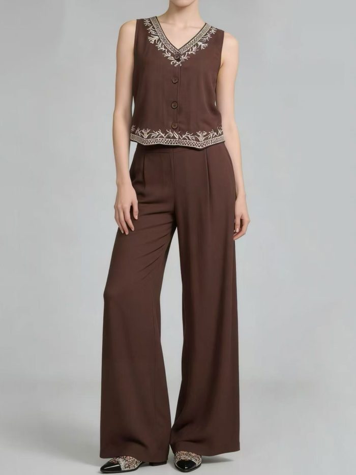 Conjunto efecto lino bordado: de chaleco y pantalón