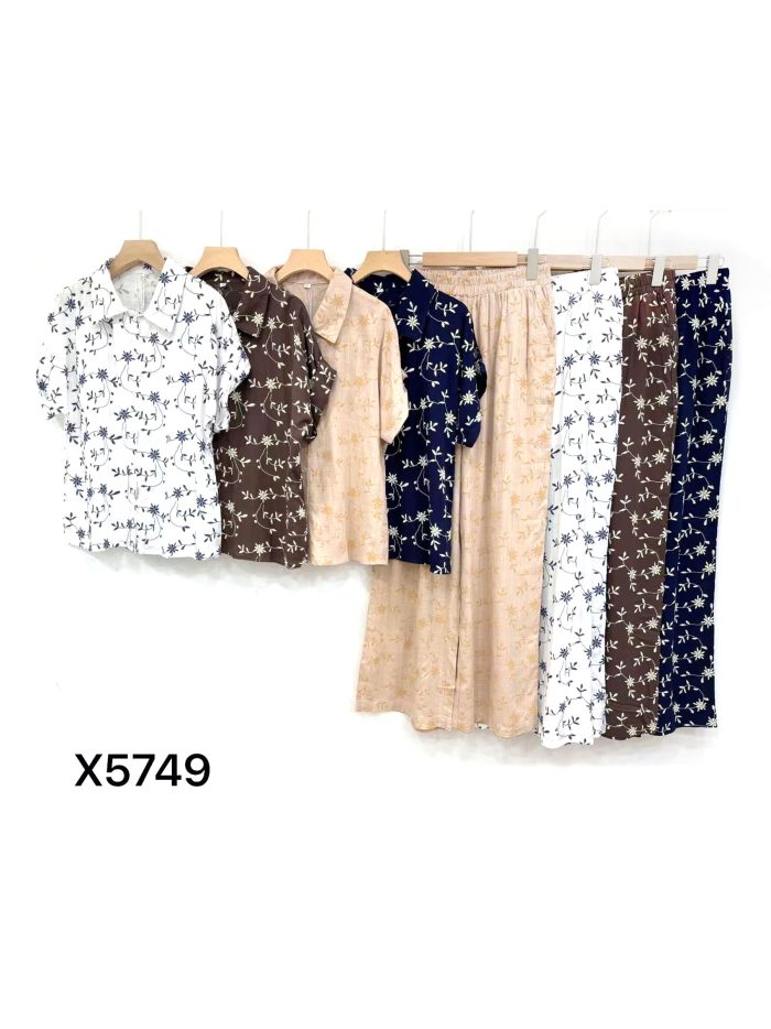 Completo effetto lino con stampa floreale: camicia e pantaloni