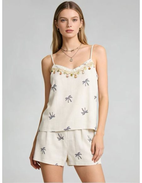 Conjunto efecto lino bordado palmeras: top de tirantes y short 