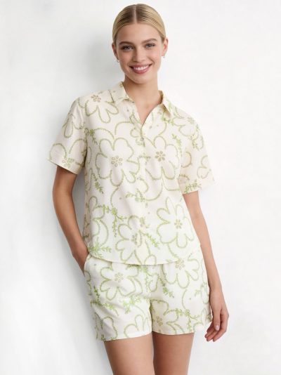 Conjunto de algodón estampado flores con detalle calado: camisa y short