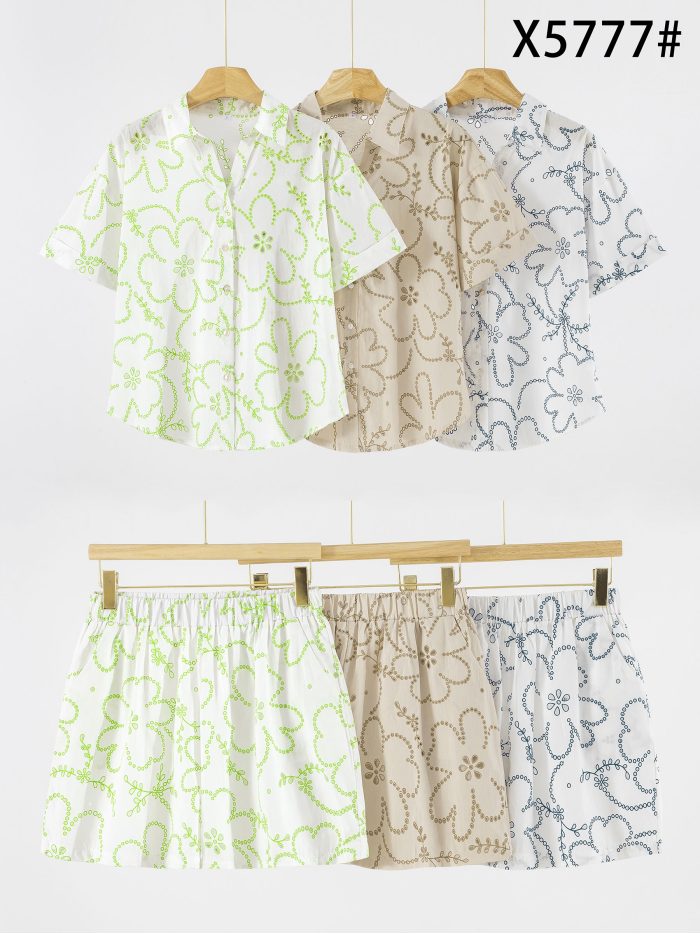 Conjunto de algodón estampado flores con detalle calado: camisa y short