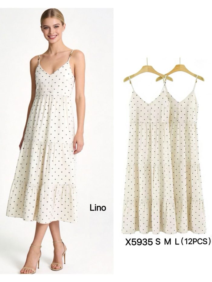 Robe longue à bretelles avec imprimé mini cœur