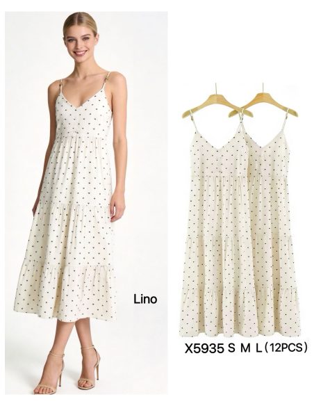 Robe longue à bretelles avec imprimé mini cœur