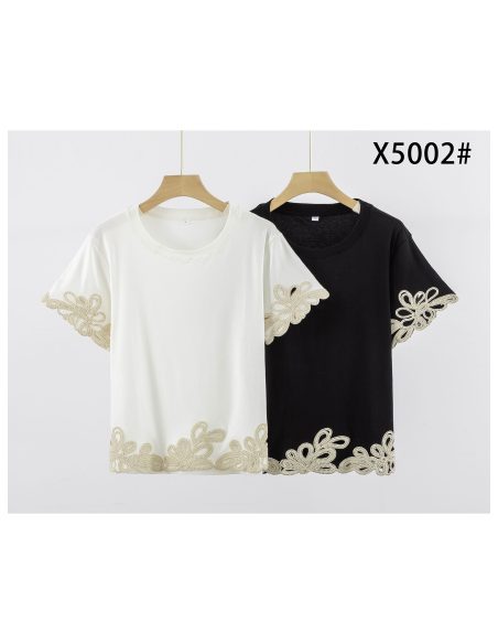 Besticktes Baumwoll-T-Shirt