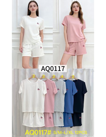 Conjunto bordado con cerezas: camiseta y pantalón corto