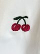 Conjunto bordado con cerezas: camiseta y pantalón corto