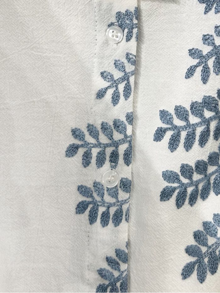 Vestido camisero midi bordado hojas con cinturón