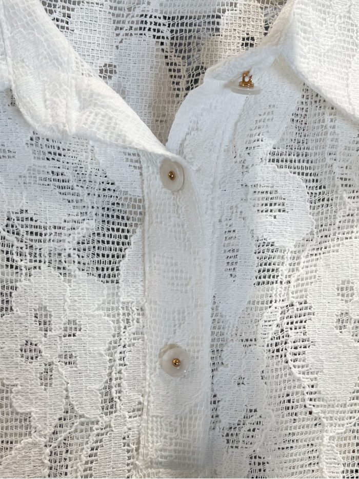 Camisa de encaje cuello polo