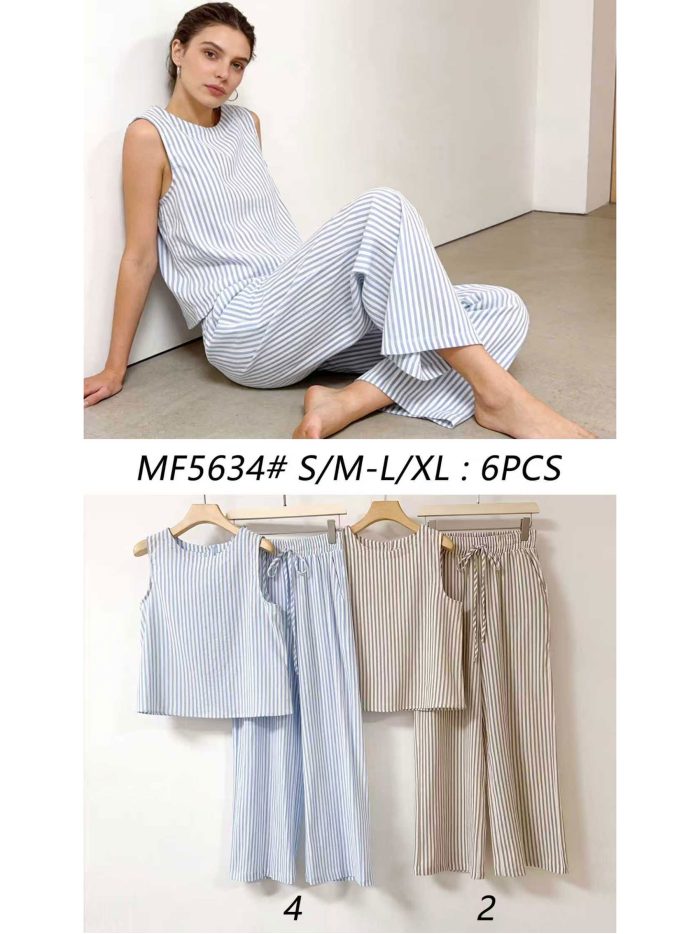 Conjunto de rayas: blusa y pantalón