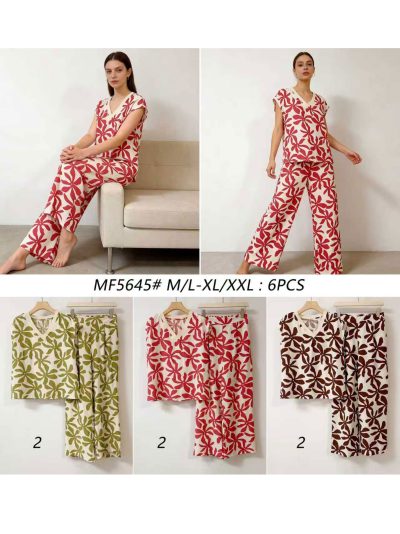 Completo con stampa floreale: camicetta e pantaloni 2