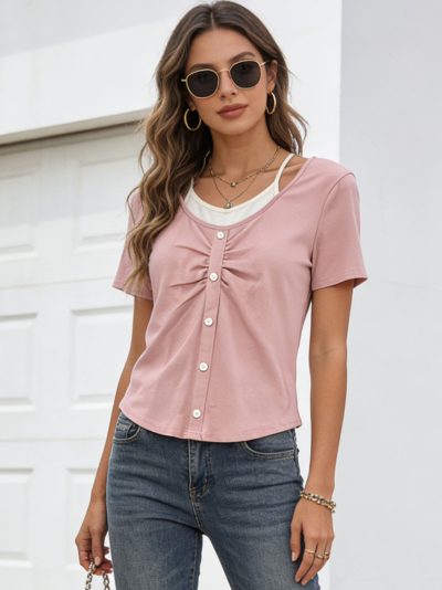 Camiseta efecto doble botones