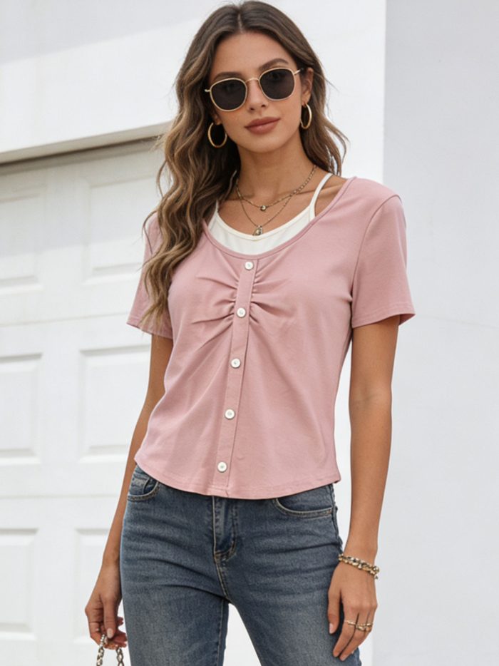 Camiseta efecto doble botones