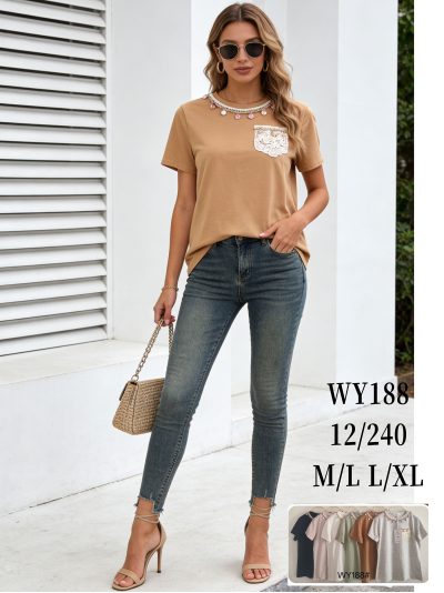 Camiseta cuello joya y detalle bolsillo de encaje 2