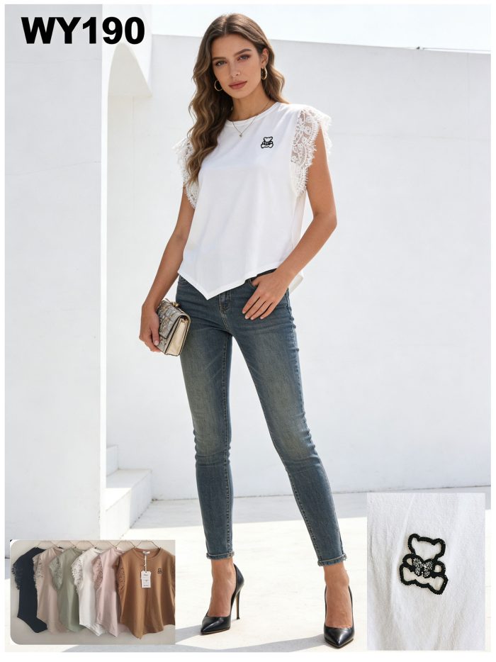 Camiseta mangas de encaje y parche osito