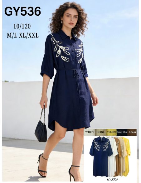 kontrastfarbenes, besticktes Hemdkleid