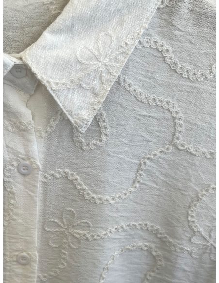 Camisa sin mangas bordado