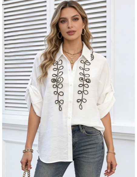 Camisa bordada de hojas