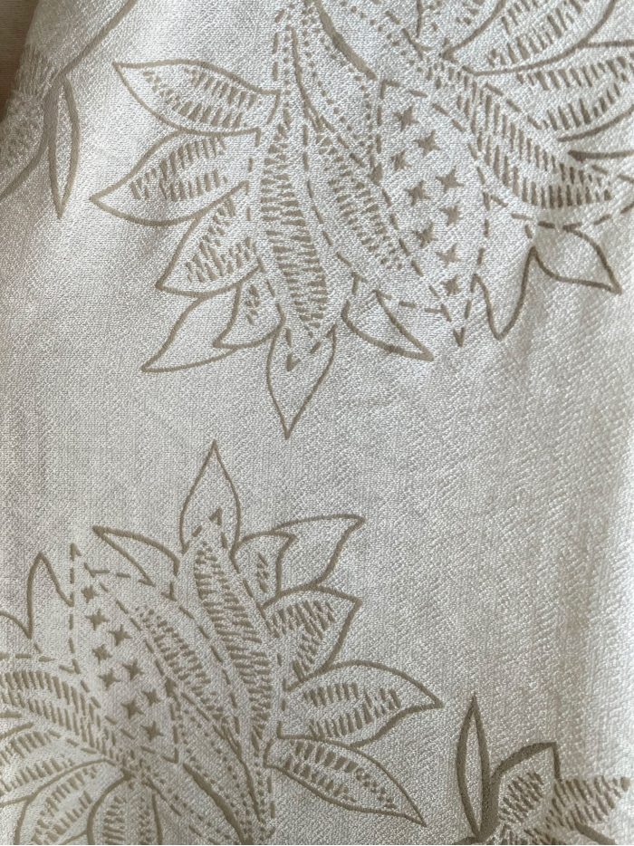 Conjunto estampado floral: chaleco y pantalón