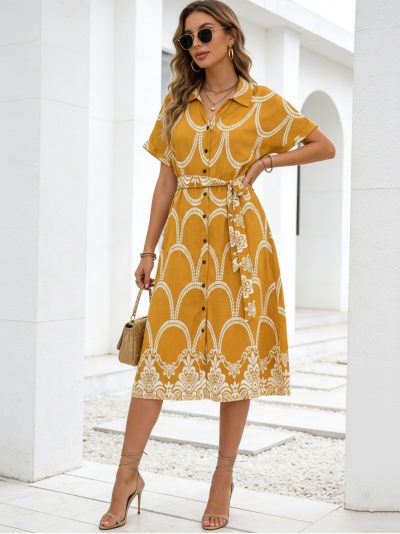 Vestido camisero midi estampado con cinturón