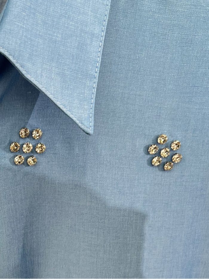 Camisa símil denim manga corta con pedrería