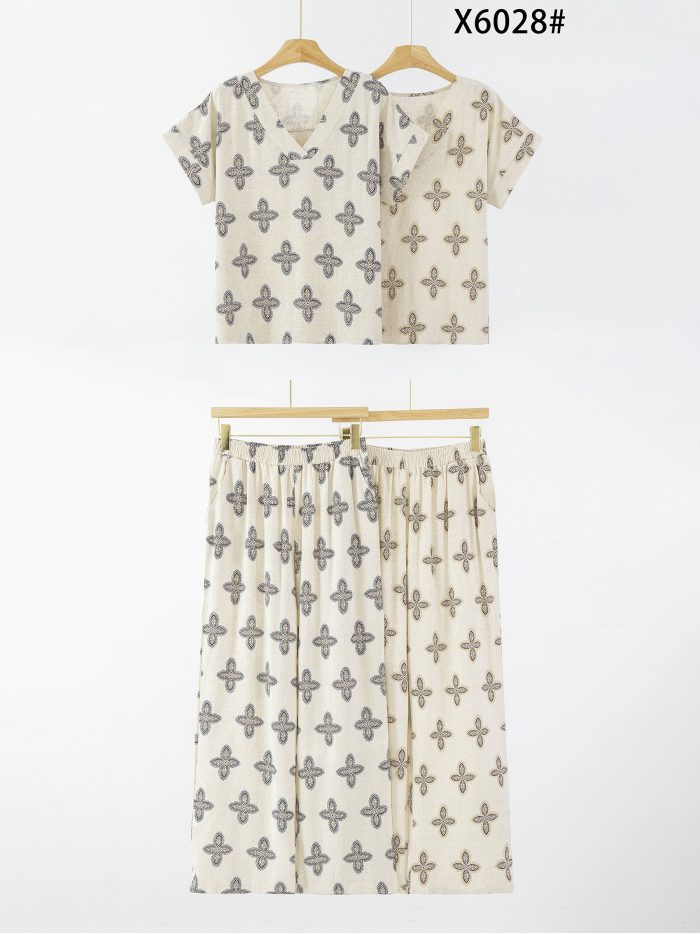 Leinen-Set mit Print: Bluse und Hose