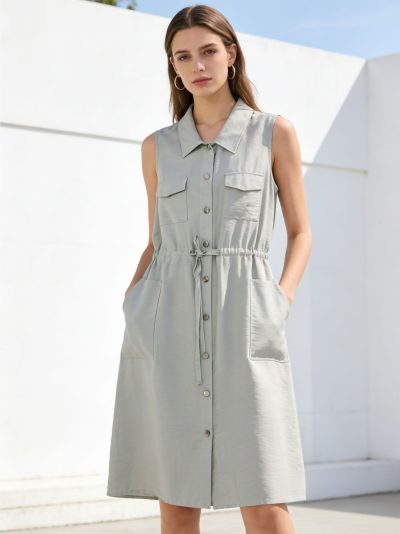 Ärmelloses Hemdkleid mit Raffungen und Kordelzug