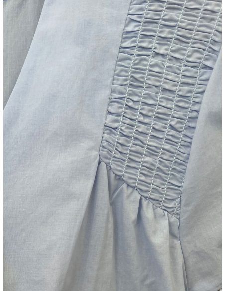 Blouse à col en V et détails froncés