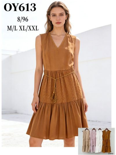 Vestido bordado sin mangas con cinturón 2