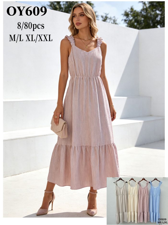 Abito lungo a righe con spalline arricciate