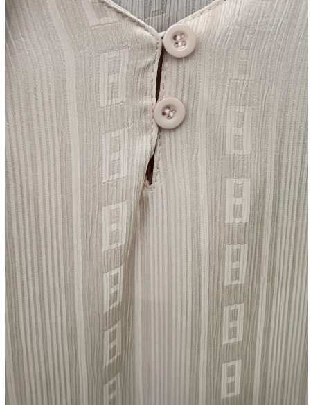 Blusa textura manga volantes