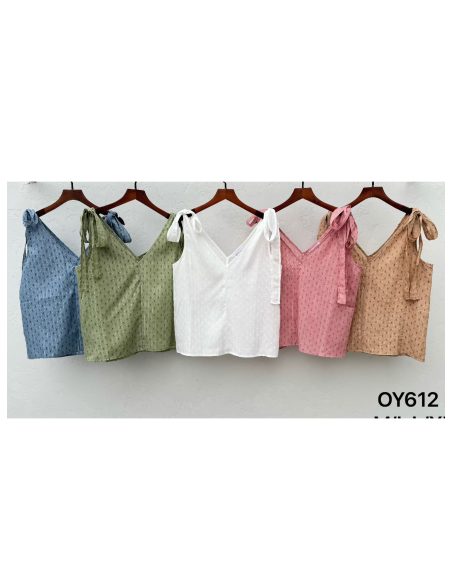 Top plumeti con lazos en hombros