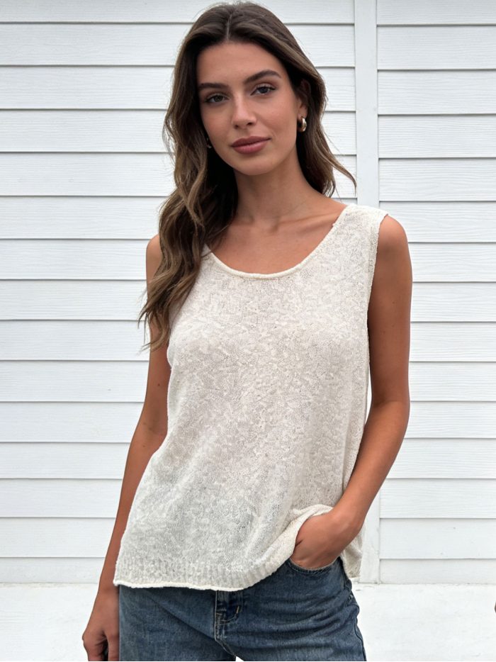 Haut en maille avec boutons au dos