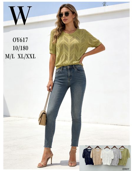 Durchbrochener Pullover mit geprägten kurzen Ärmeln