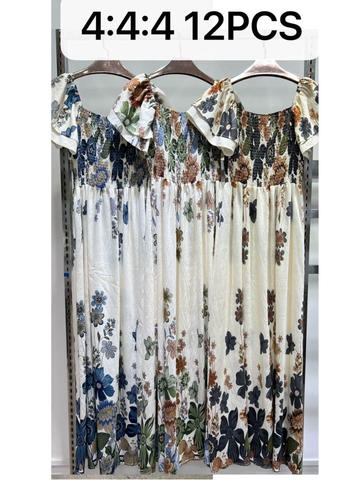 Vestido largo floral con cuerpo fruncido y mangas volante