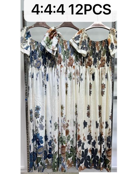 Vestido largo floral con cuerpo fruncido y mangas volante