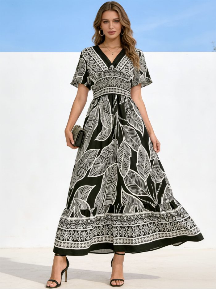 Vestido largo estampado de hojas con cintura fruncida