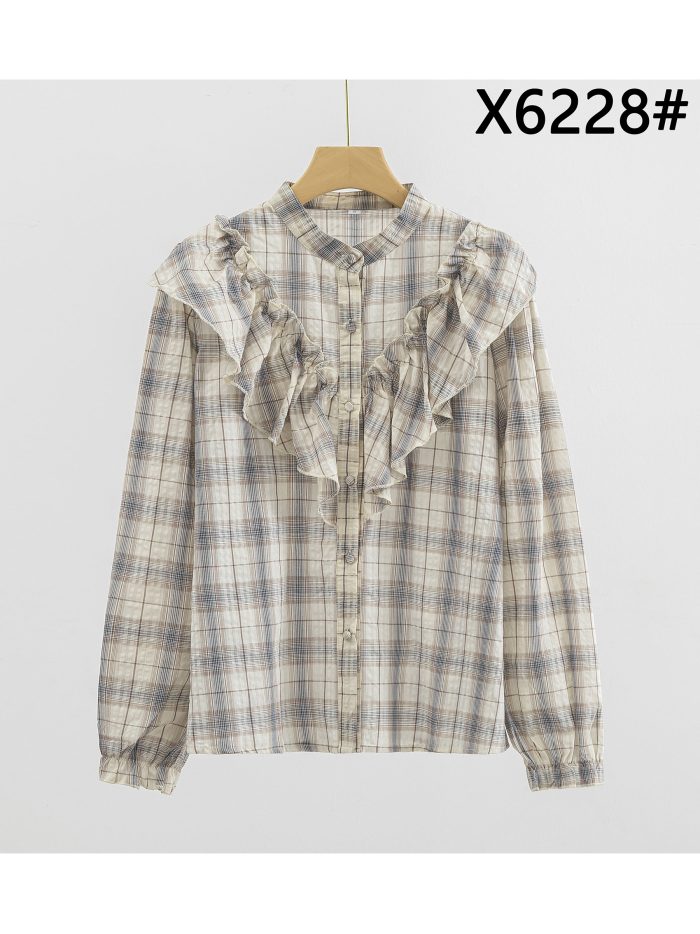 Chemisier à carreaux avec volants