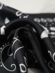 lenço bandana quadrado com estampa e efeito seda
