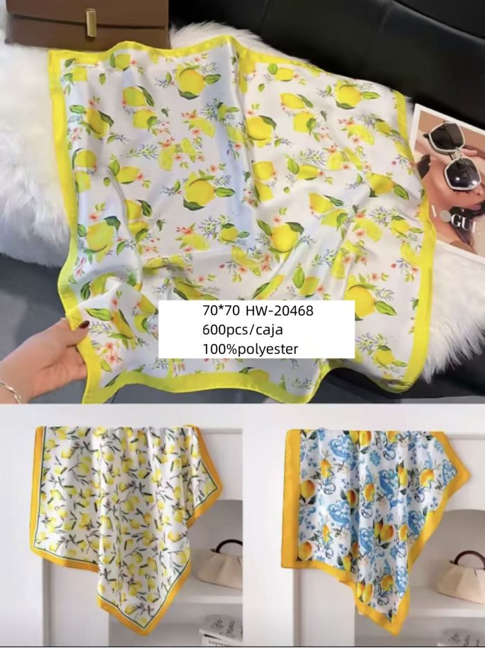 Lenço quadrado com efeito seda e estampa de limão.