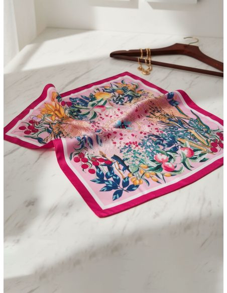 Pañuelo efecto seda cuadrado estampado botánico multicolor