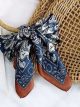 sciarpa quadrata in stile bandana effetto seta paisley