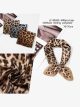Pañuelo efecto seda cuadrado estampado leopardo