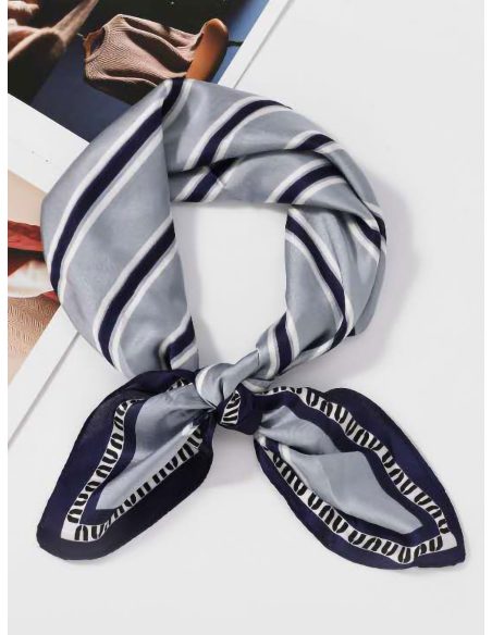 Lenço quadrado listrado com efeito de seda