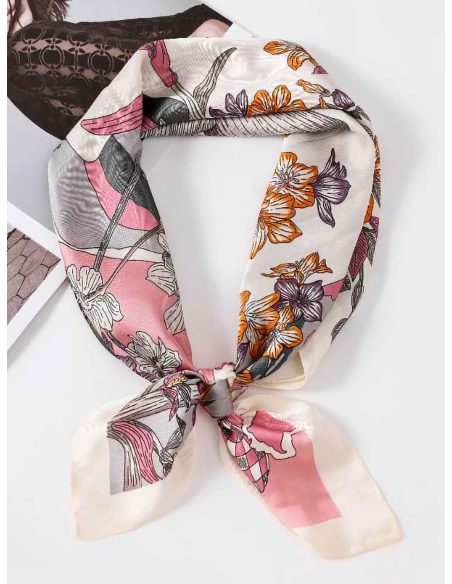 Pañuelo efecto seda cuadrado floral campestre