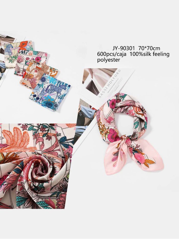 Pañuelo efecto seda cuadrado estampado safari exótico