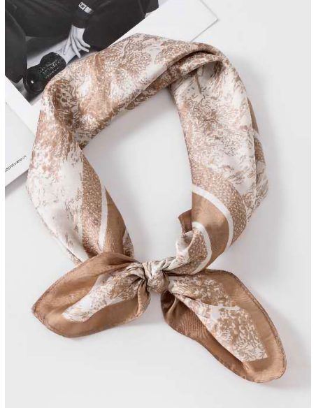 Pañuelo efecto seda cuadrado estampado abstracto