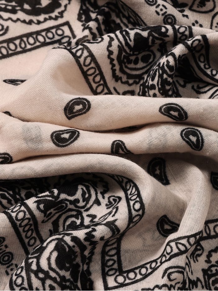 Lenço estilo bandana