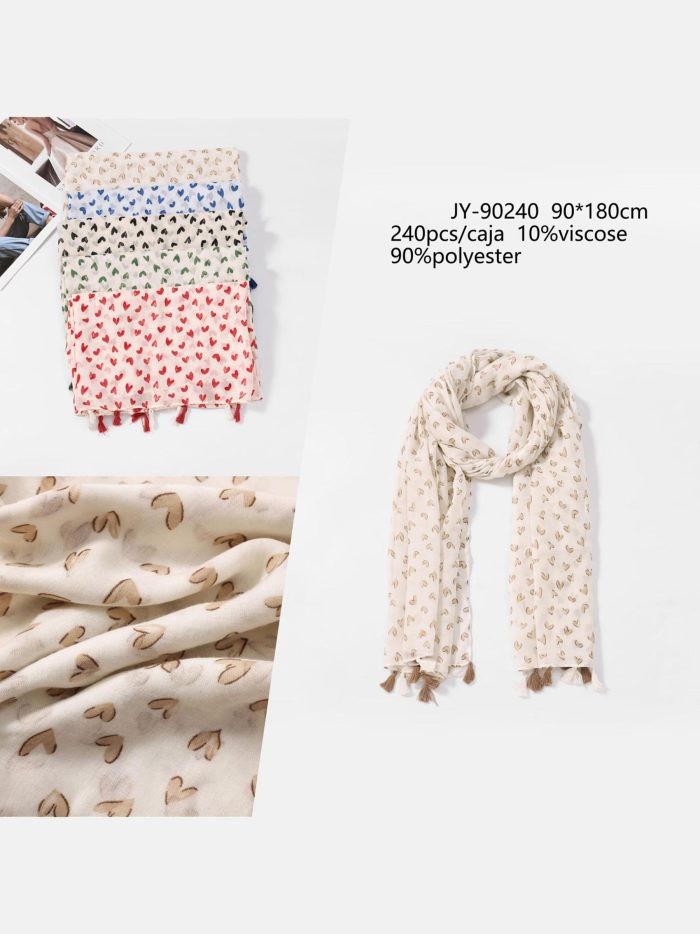 Fular de corazones con borlas