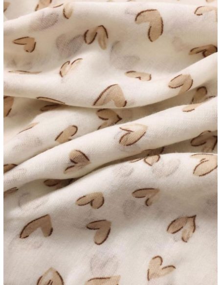 Fular de corazones con borlas