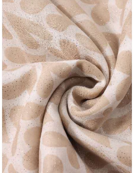 Fular con corazones dorados